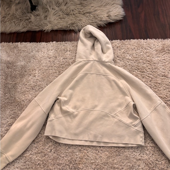 Brand new never worn LULU LEMON scuba ! - Picture 3 of 3